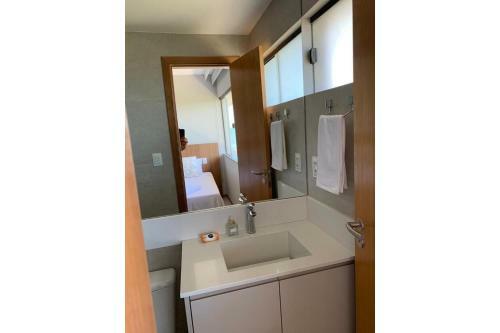 Apartamento Village Com Piscina, P� Na Areia, 2 Su�tes
