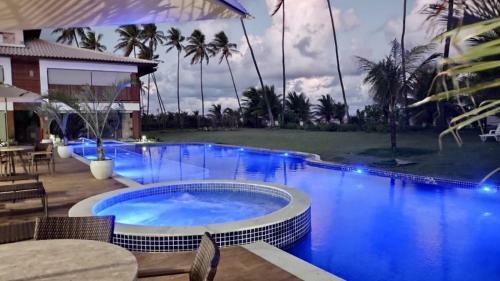 Apartamento Village Com Piscina, P� Na Areia, 2 Su�tes