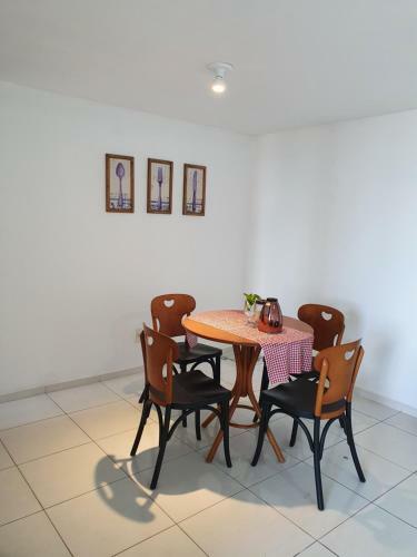 Apartamento Apto Completo E Confort�vel Para At� 6 Pessoas