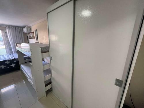 Su�te Luxuosa Com Sacada Em Cabo Frio