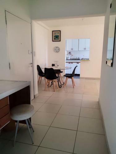 Apartamento 3 Amb Amoblado Parque Lezama