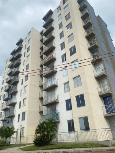 Apartamento Amplio Y Tranquilo En Flandes, Tolima
