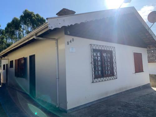 Casa Com Lareira Em Cj