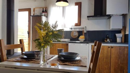Hostal La Placeta Guesthouse
