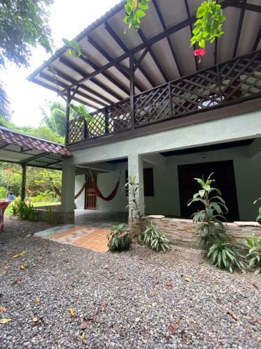 Hostal Manzanillo Hidden Place