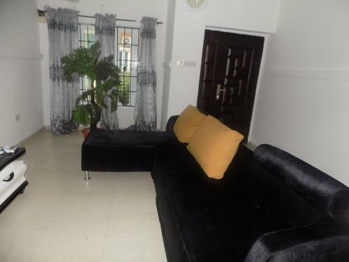 1 Bedroom Service Apartment @ Stadium Road Ph- N20,000