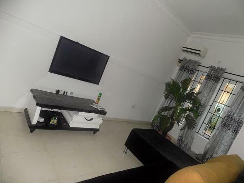 1 Bedroom Service Apartment @ Stadium Road Ph- N20,000