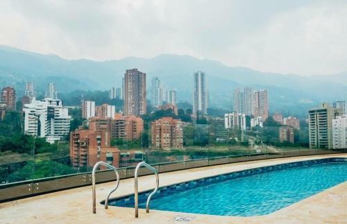 Apartamento Poblado, Great Location, Luxury Building