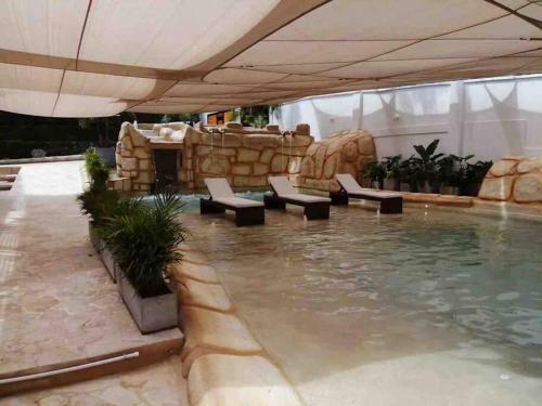 Provenza 8bedroom Home