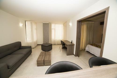 Apartamento Hotel Torre Poblado