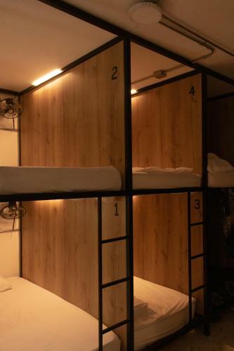 Albergue La Familia Hostal