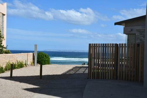 @last Glentana Beach House