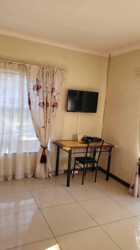 Apartamento Pansy Road Selfcatering Unit