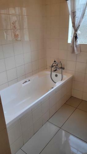 Apartamento Pansy Road Selfcatering Unit