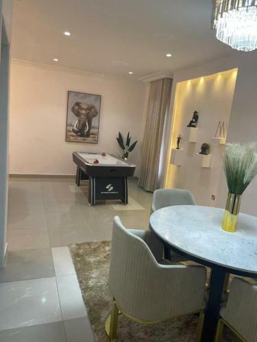 Exclusive 2 Bedroom Apartment