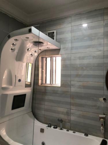 Apartamento Westwing Short Lets And Hotel