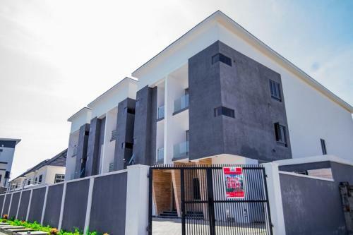 Apartamento Keduu 4 Bedroom Luxury Duplex Ikate