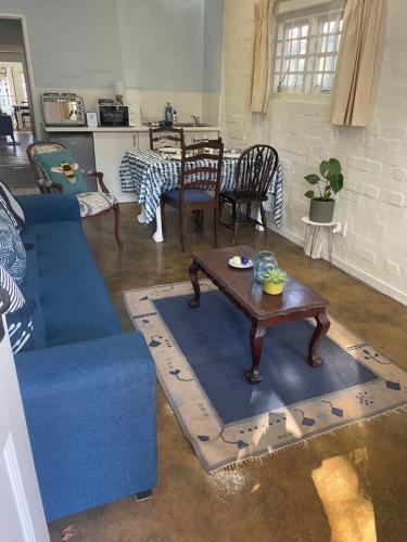 Hostal Clarendon Manor Guesthouse