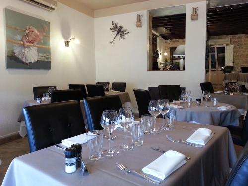 Hotel H�tel Du Roy