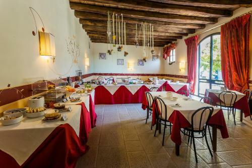 Hotel Villa Policreti
