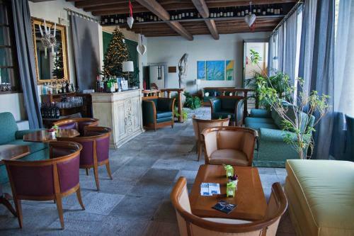 Hotel Villa Policreti