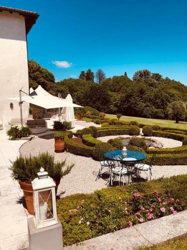 Hotel Villa Policreti