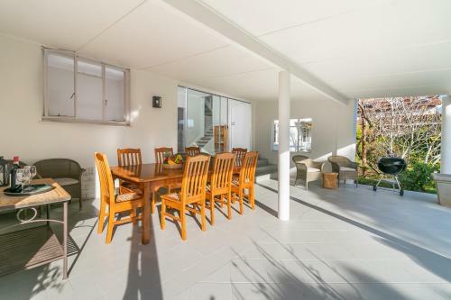 4-bedroom Home On Leisure Isle