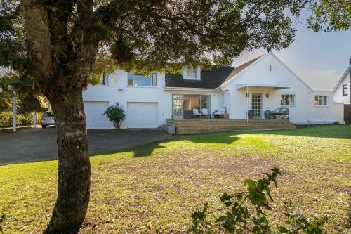 4-bedroom Home On Leisure Isle
