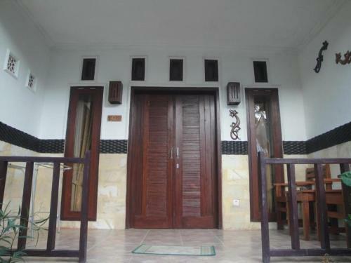 Raden Home Stay