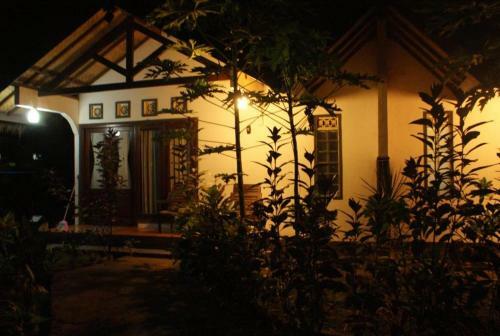Raden Home Stay