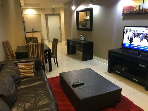Apartamento First Divine Suites - Hydro Park