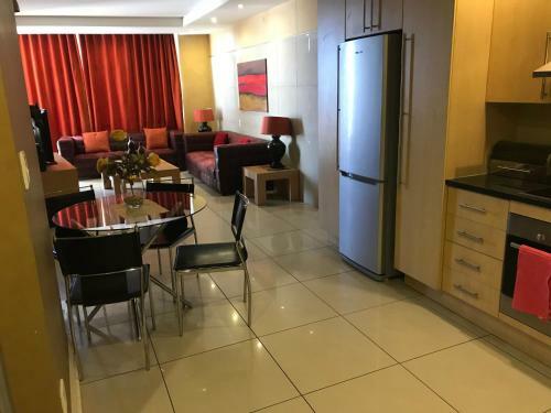 Apartamento First Divine Suites - Hydro Park