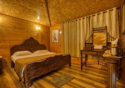 Hotel De Rock Jungle Living Resort