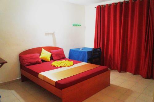 Hotel Oasis Skybeach Hostel - Negombo