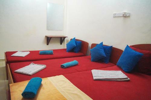 Hotel Oasis Skybeach Hostel - Negombo
