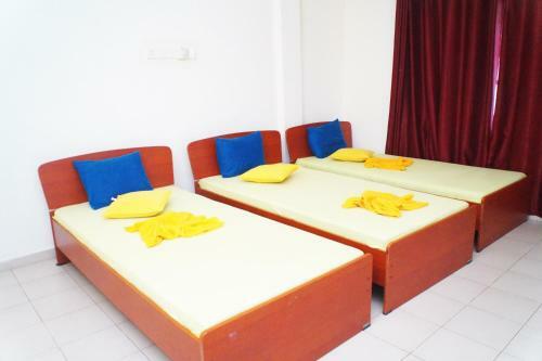 Hotel Oasis Skybeach Hostel - Negombo