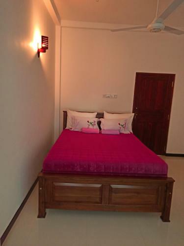 Hostal Sea And River View Mirissa