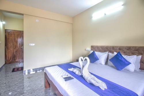 Hotel Renuka Holiday Inn
