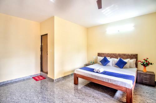 Hotel Renuka Holiday Inn