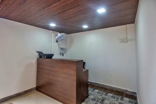 Hotel Renuka Holiday Inn