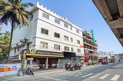 Hotel Oyo 90840 Majestic Raja Nagari