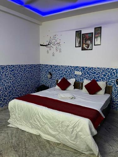 Hotel Oyo 90727 Tree House