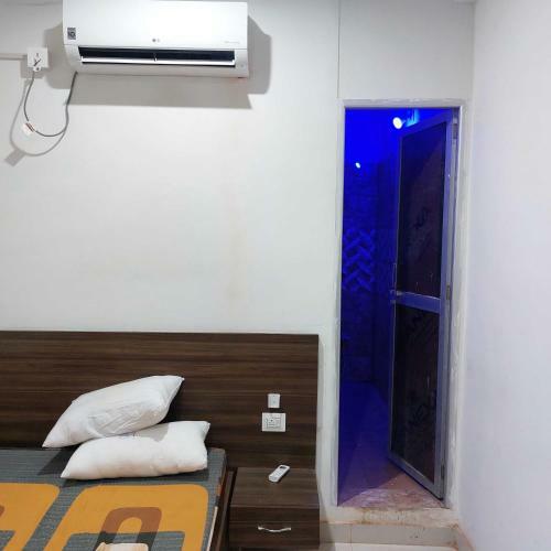 Hotel Pop 89998 Divisha Palace