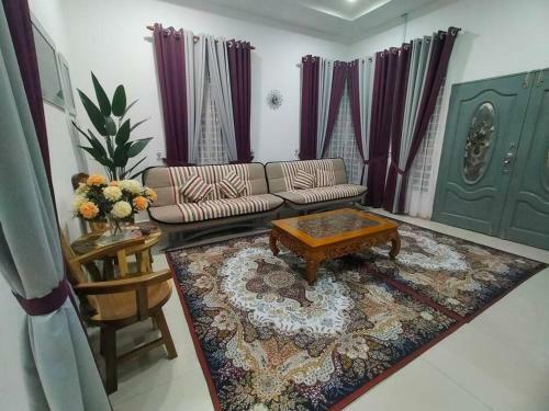 Villa Beautiful House With Green View