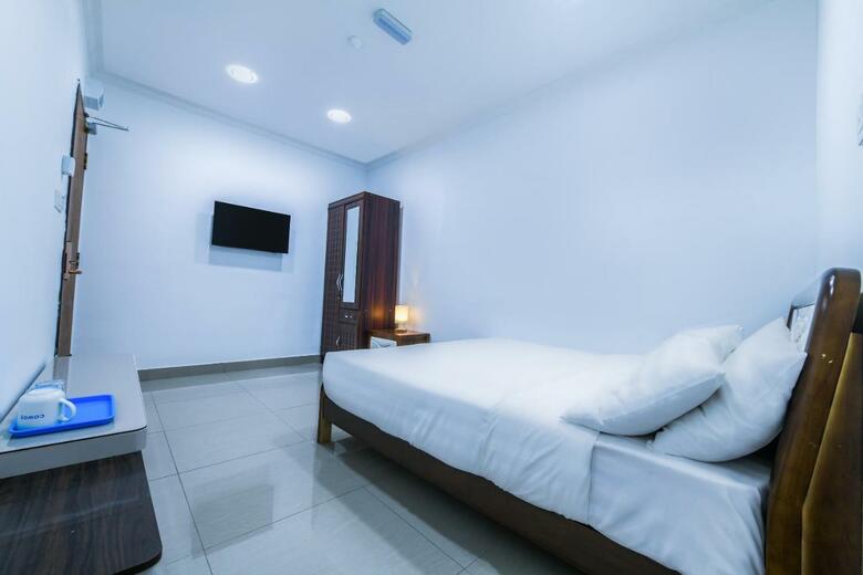 Capital O 90543 Sp Star Hotel