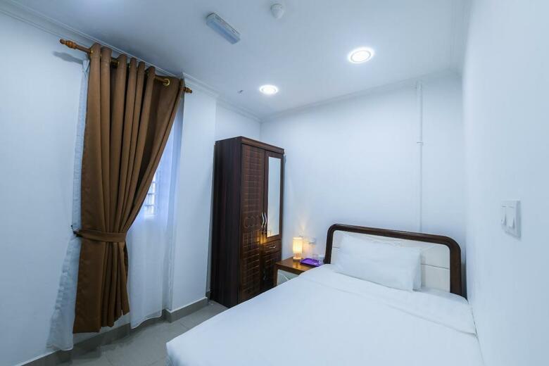Capital O 90543 Sp Star Hotel