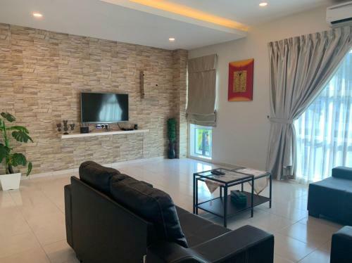 Marina Island Tiara Bay Villa