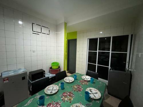 Apartamento Hanif Homestay