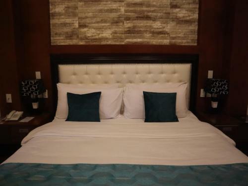 Primus Hotel And Resort