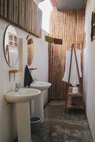 Ohlala Hostel